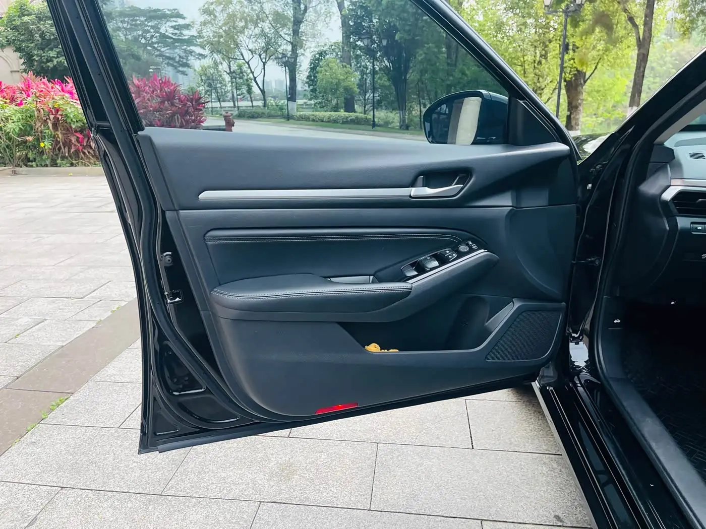 Nissan Teana 2022 — Photo 12/19