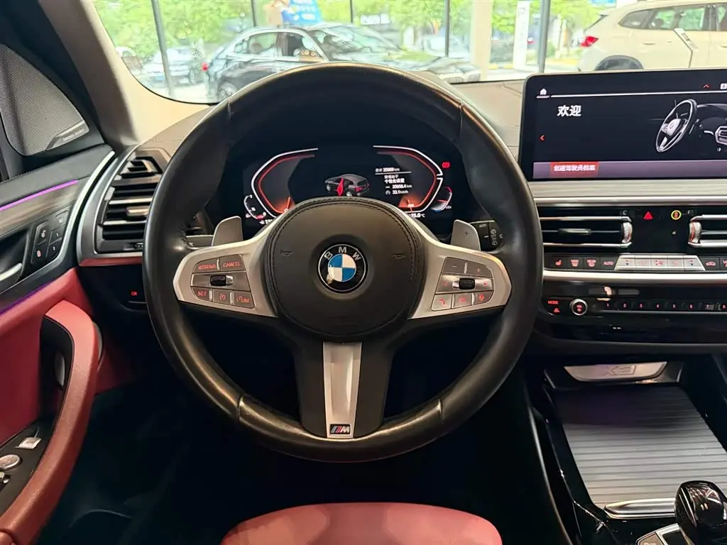 BMW X3 2024 — Photo 11/16