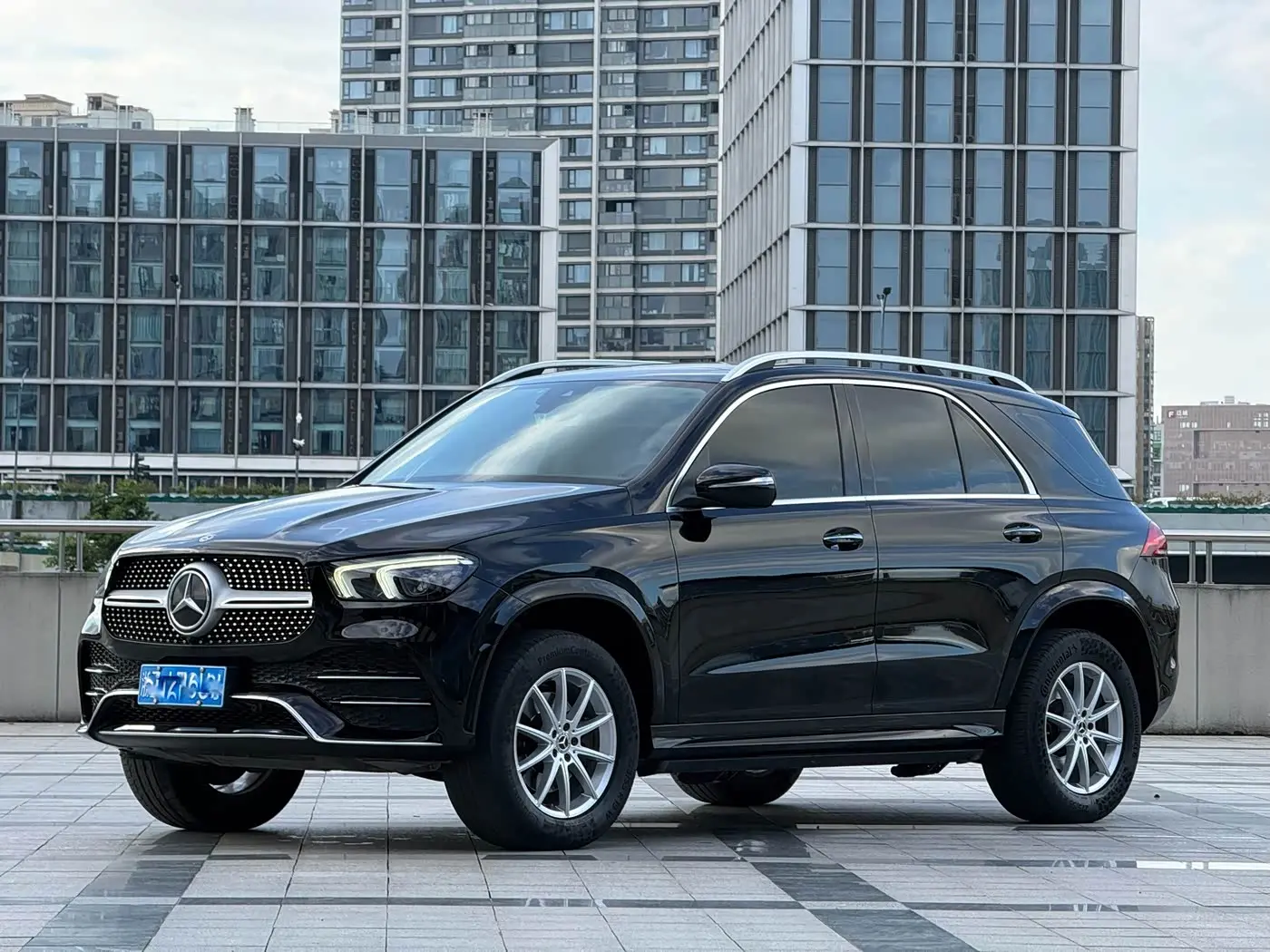 Mercedes-Benz GLE 2020 — Фото 1/15