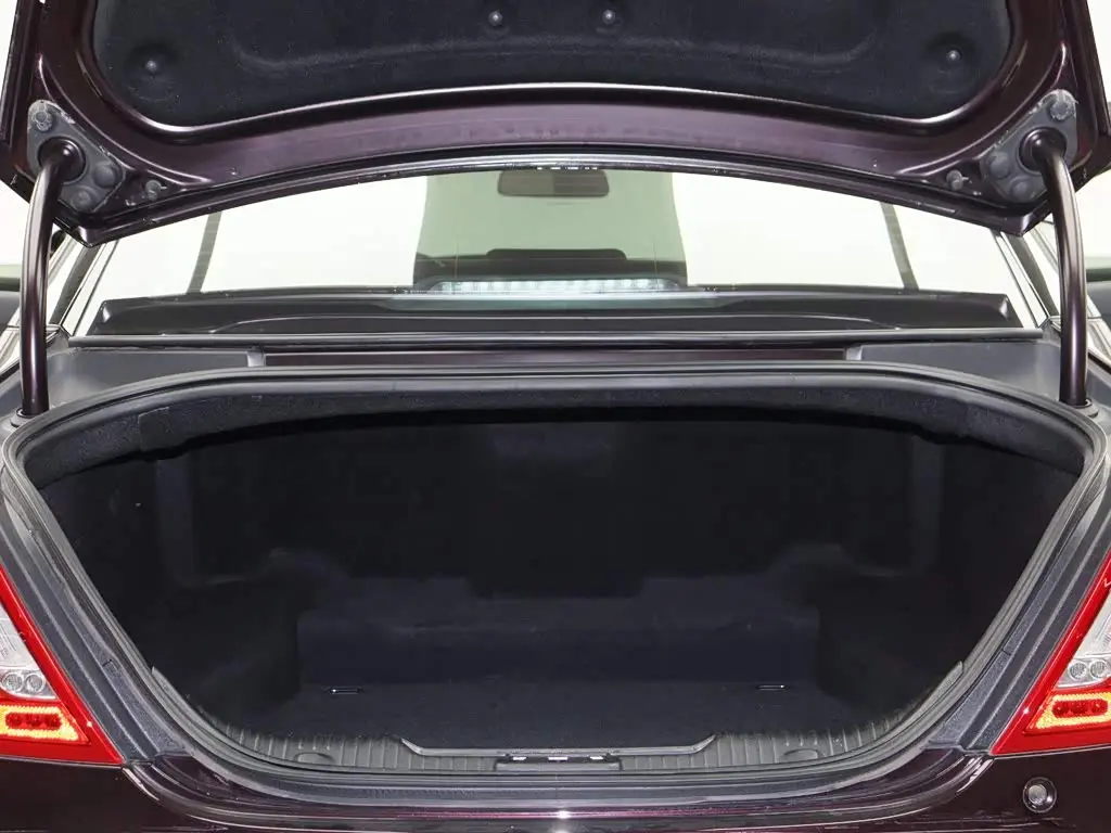 Jaguar XJ 2014 — Photo 12/20