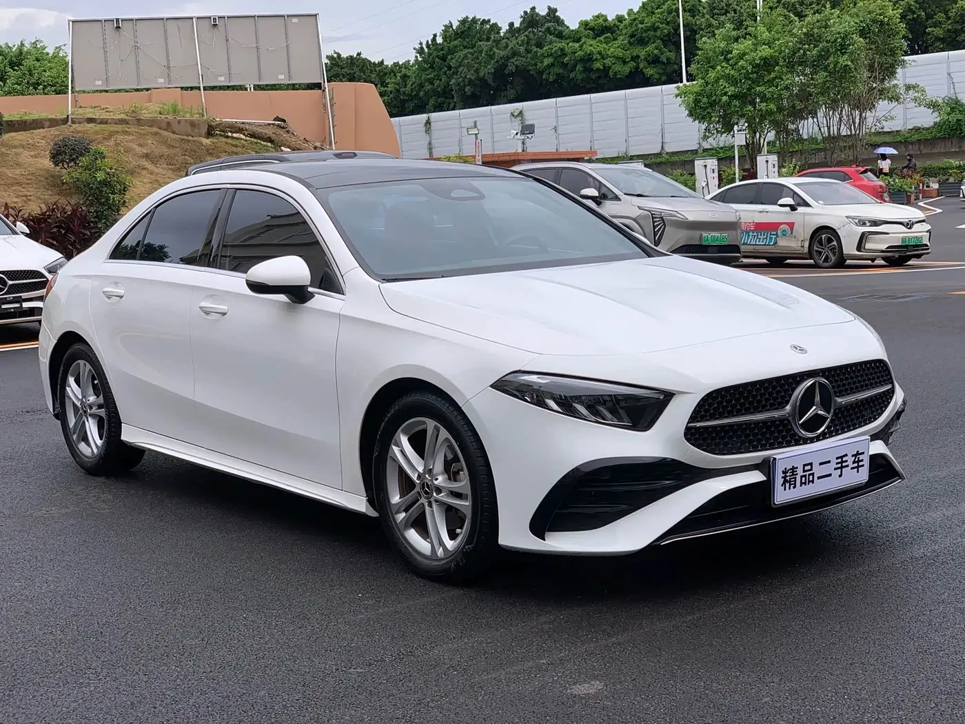 Mercedes-Benz A-Class 2024 — Фото 3/20