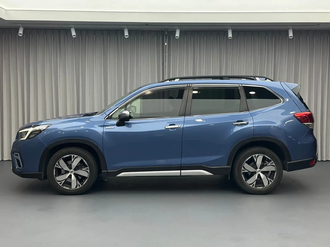 Subaru Forester 2019 — Şəkil 7/20