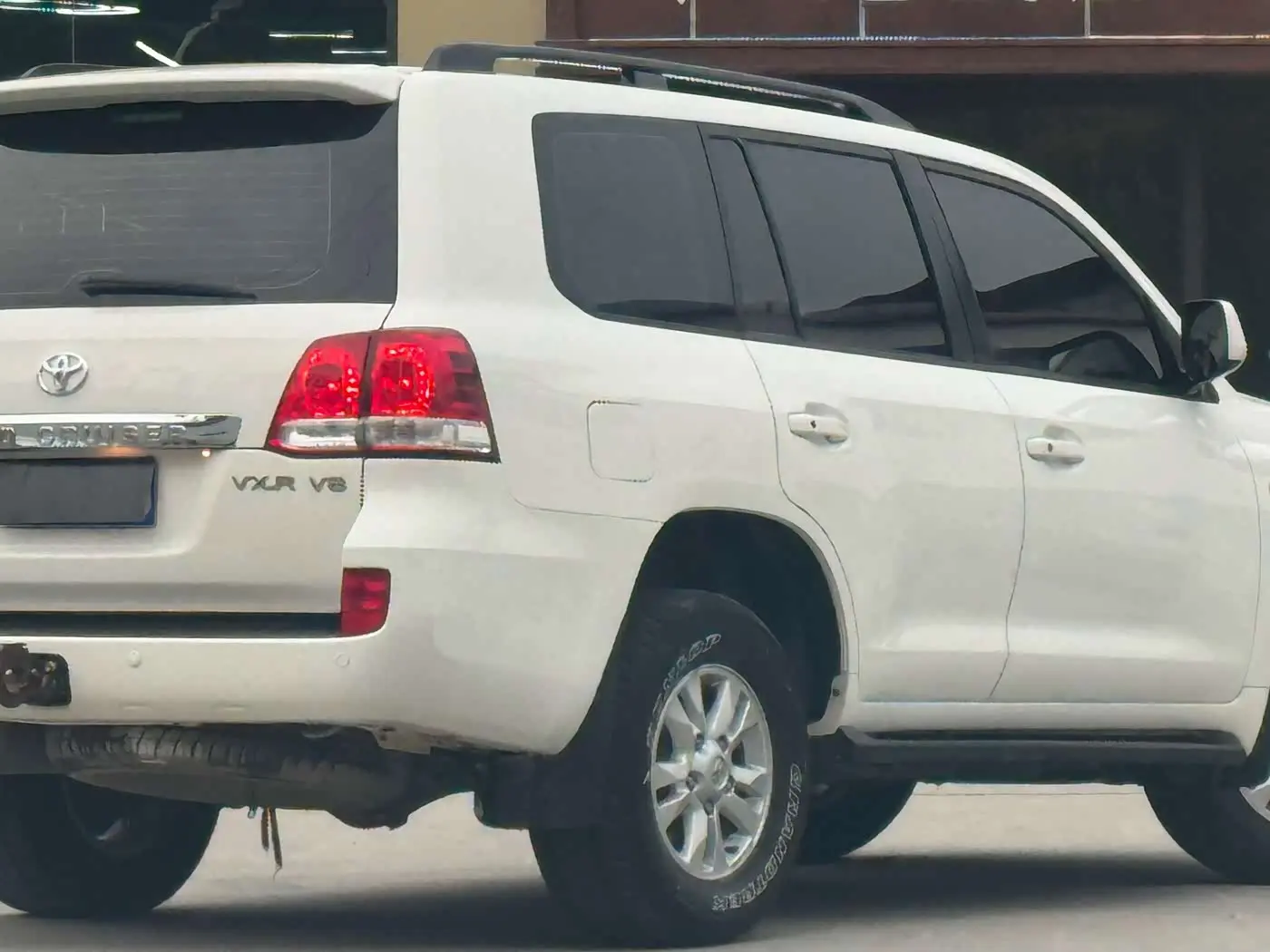 Toyota Land Cruiser 2011 — Photo 15/20