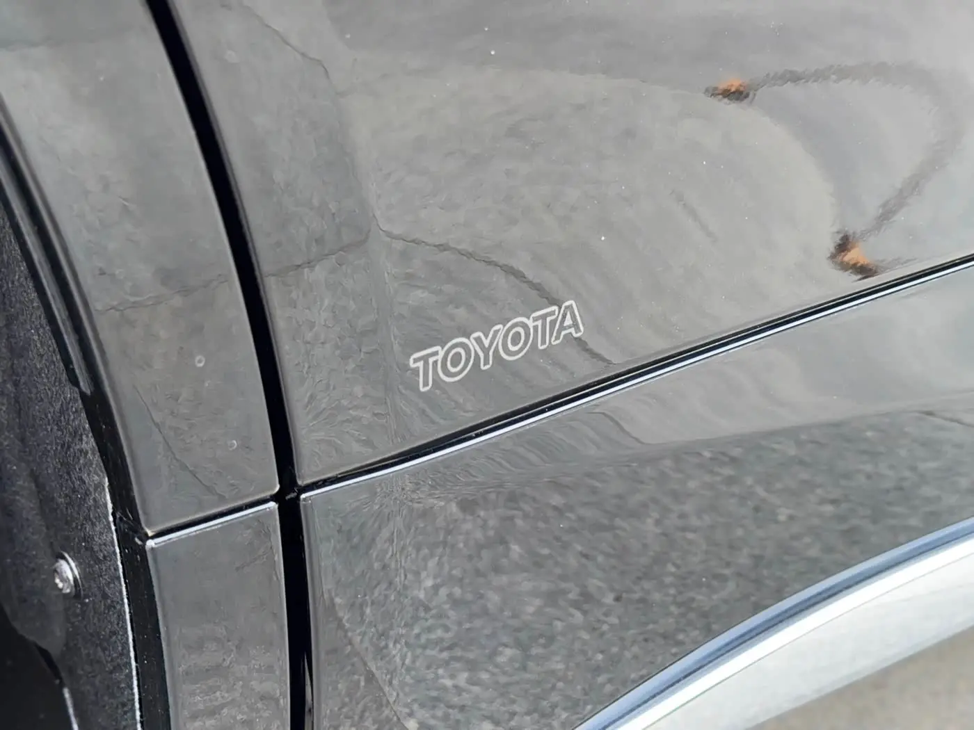 Toyota Vellfire 2023 — Photo 15/16