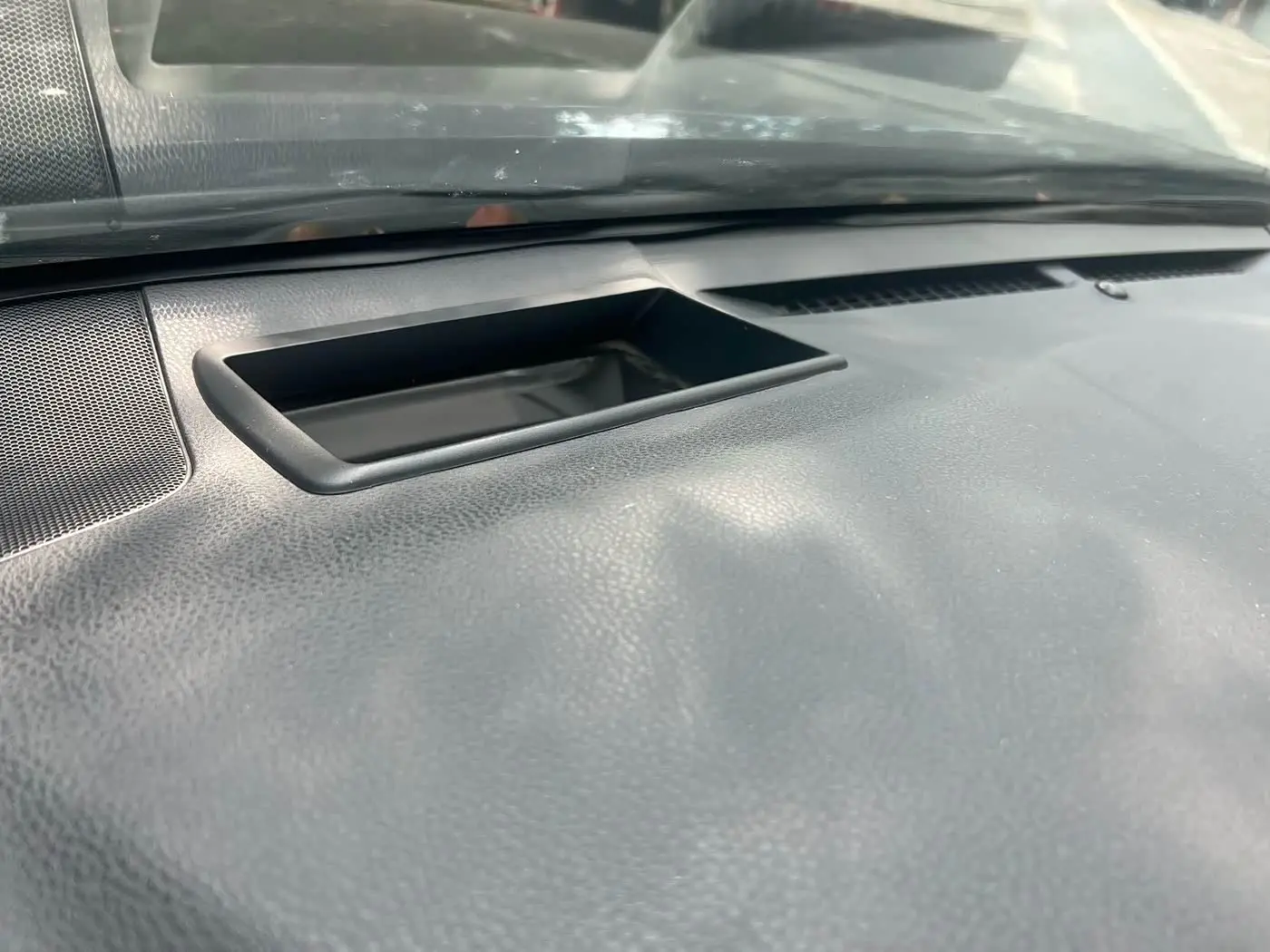 Toyota Camry 2023 — Фото 8/9