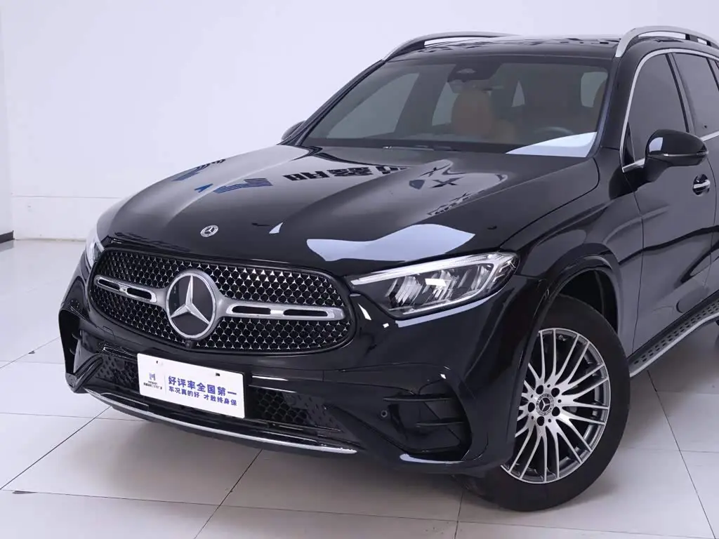 Mercedes-Benz GLC 2024 — Фото 3/20