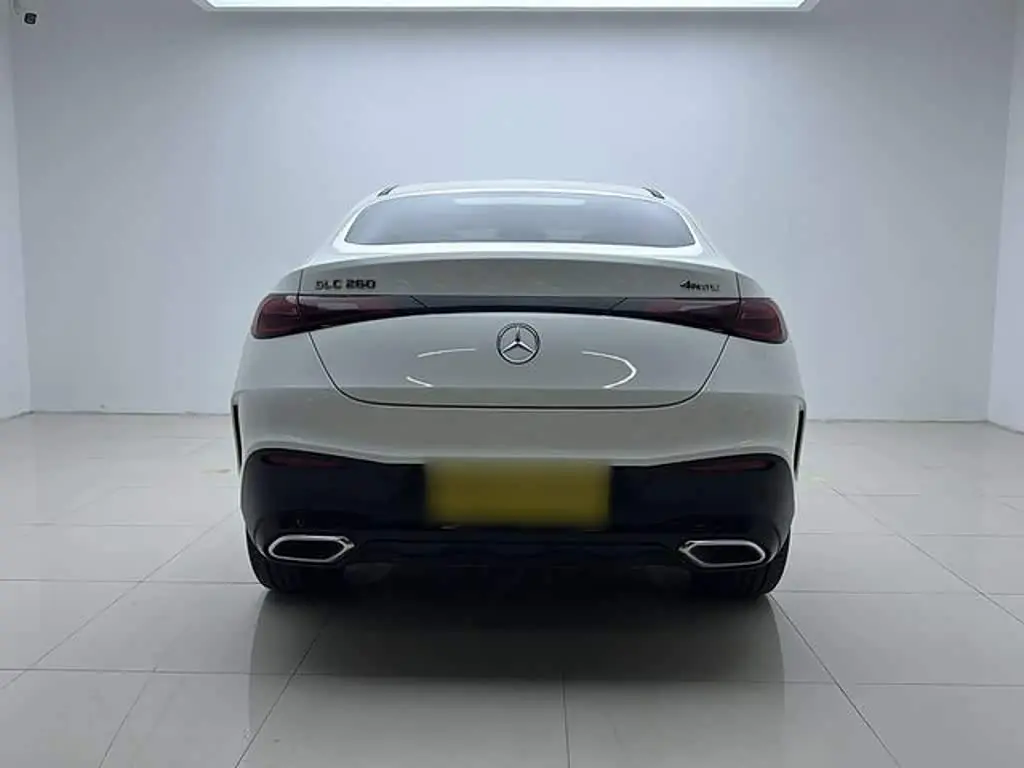 Mercedes-Benz GLC Coupe 2024 — Фото 8/19