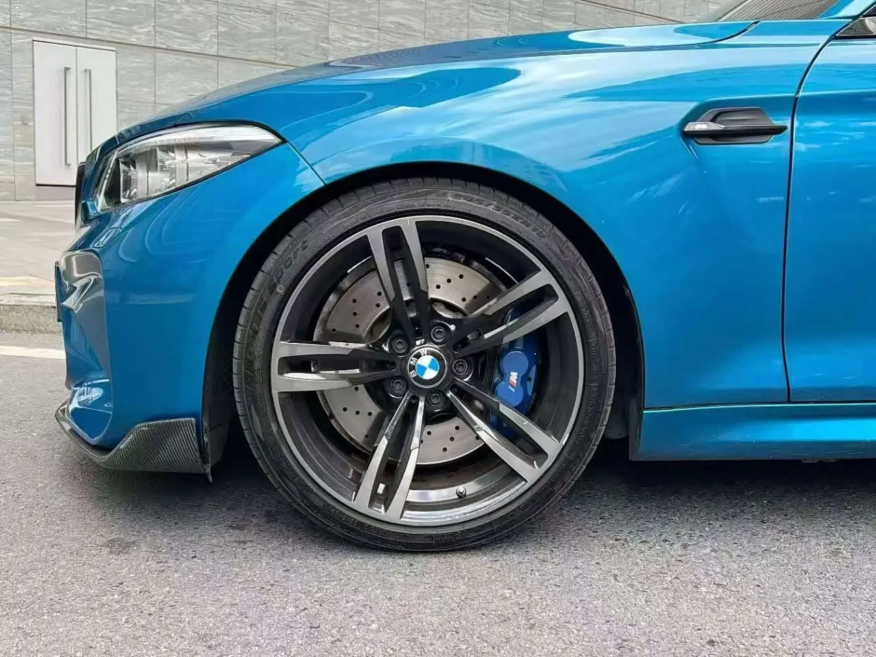 BMW M2 2018 — Фото 9/9