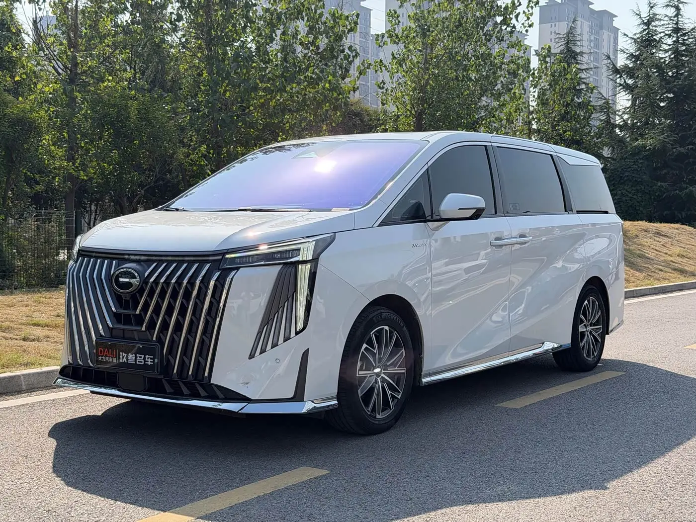GAC Trumpchi Trumpchi M8 2024 — Фото 1/18