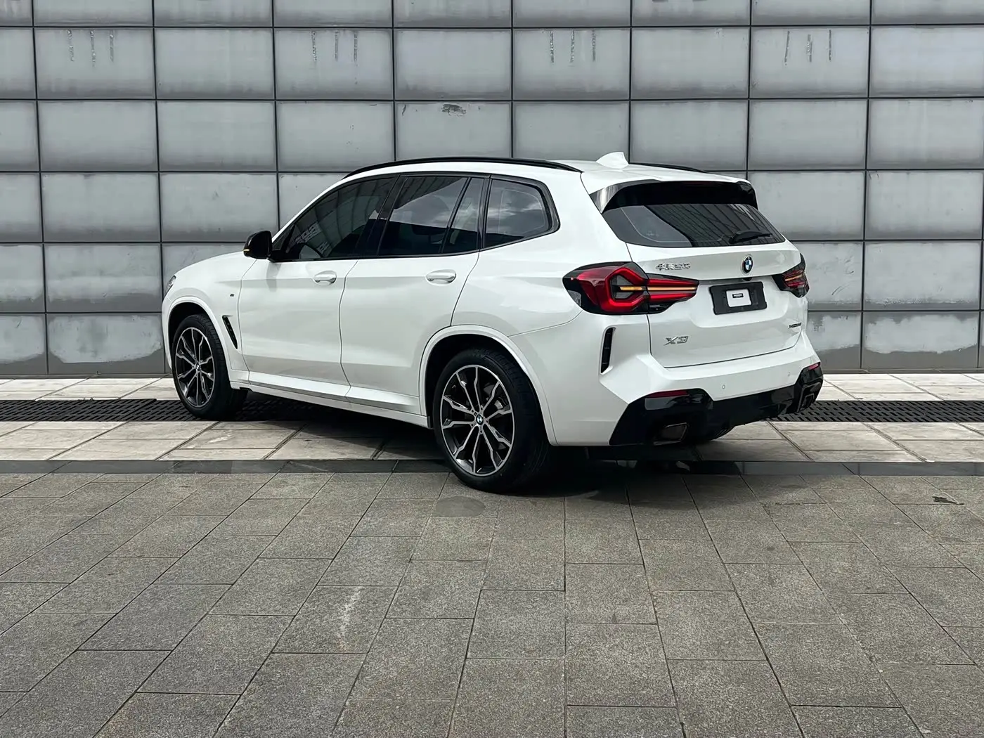 BMW X3 2022 — Фото 10/11