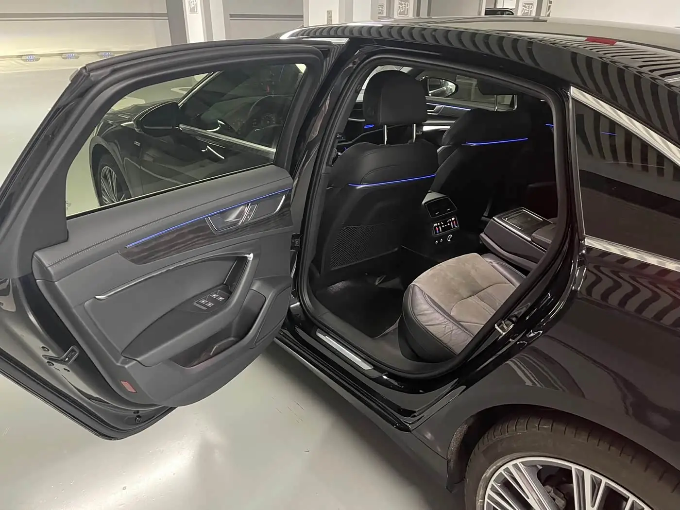 Audi A6L 2024 — Photo 14/20