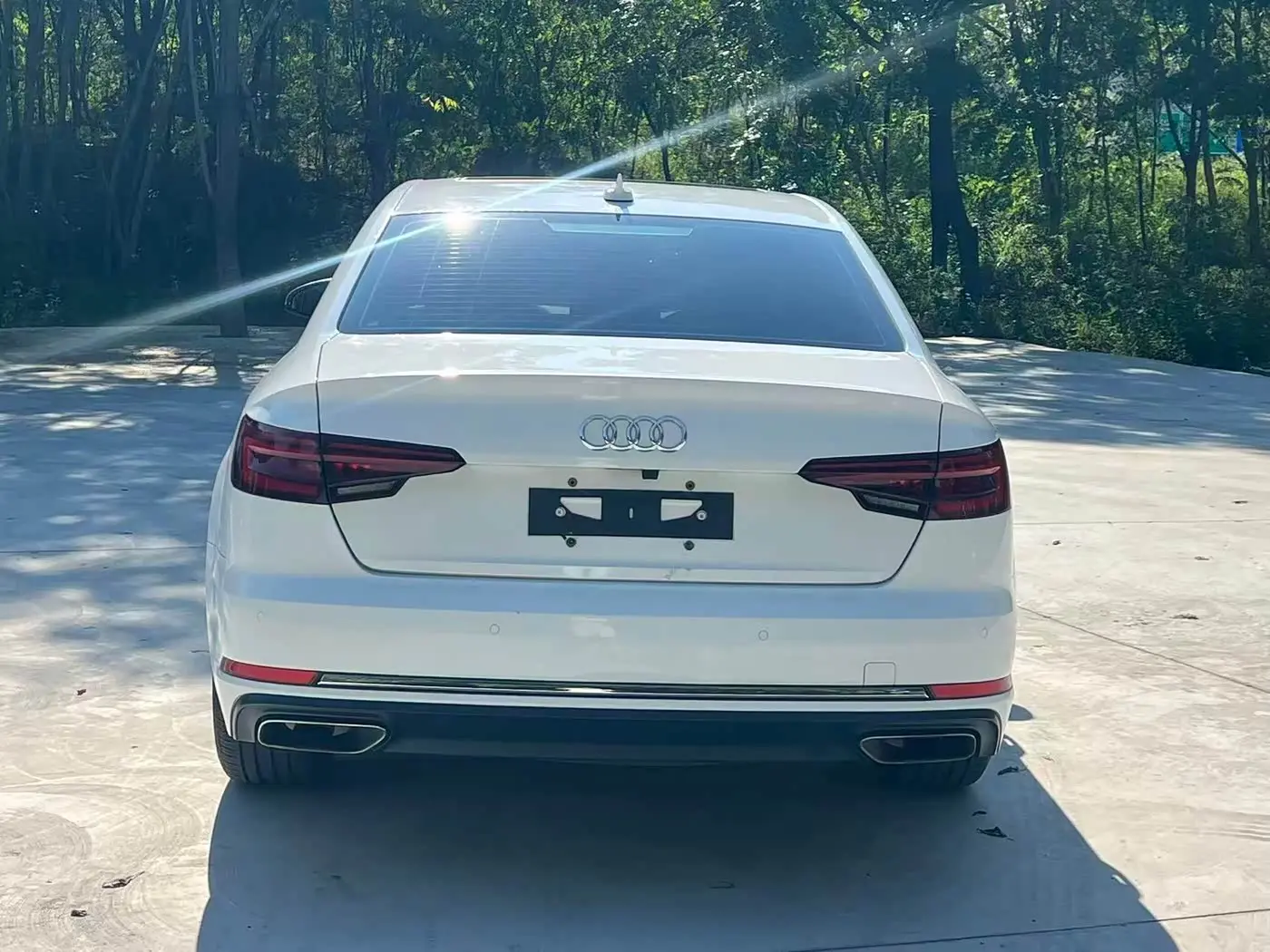 Audi A4L 2020 — Şəkil 4/9