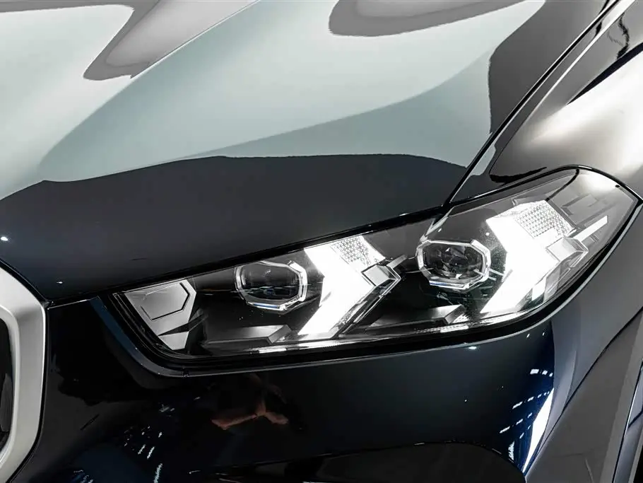BMW X5 2025 — Photo 4/20