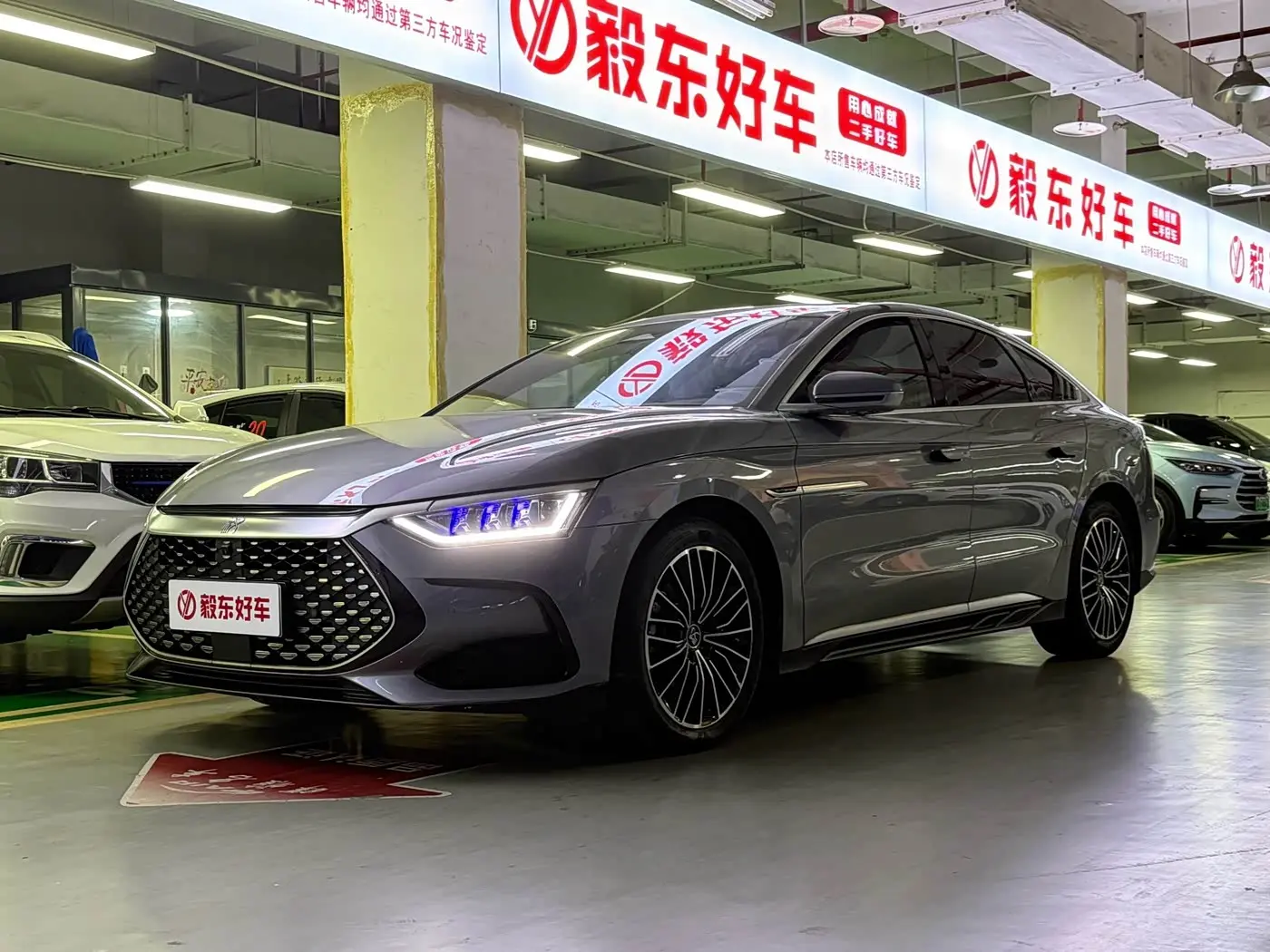 BYD Han 2022 — Şəkil 1/13