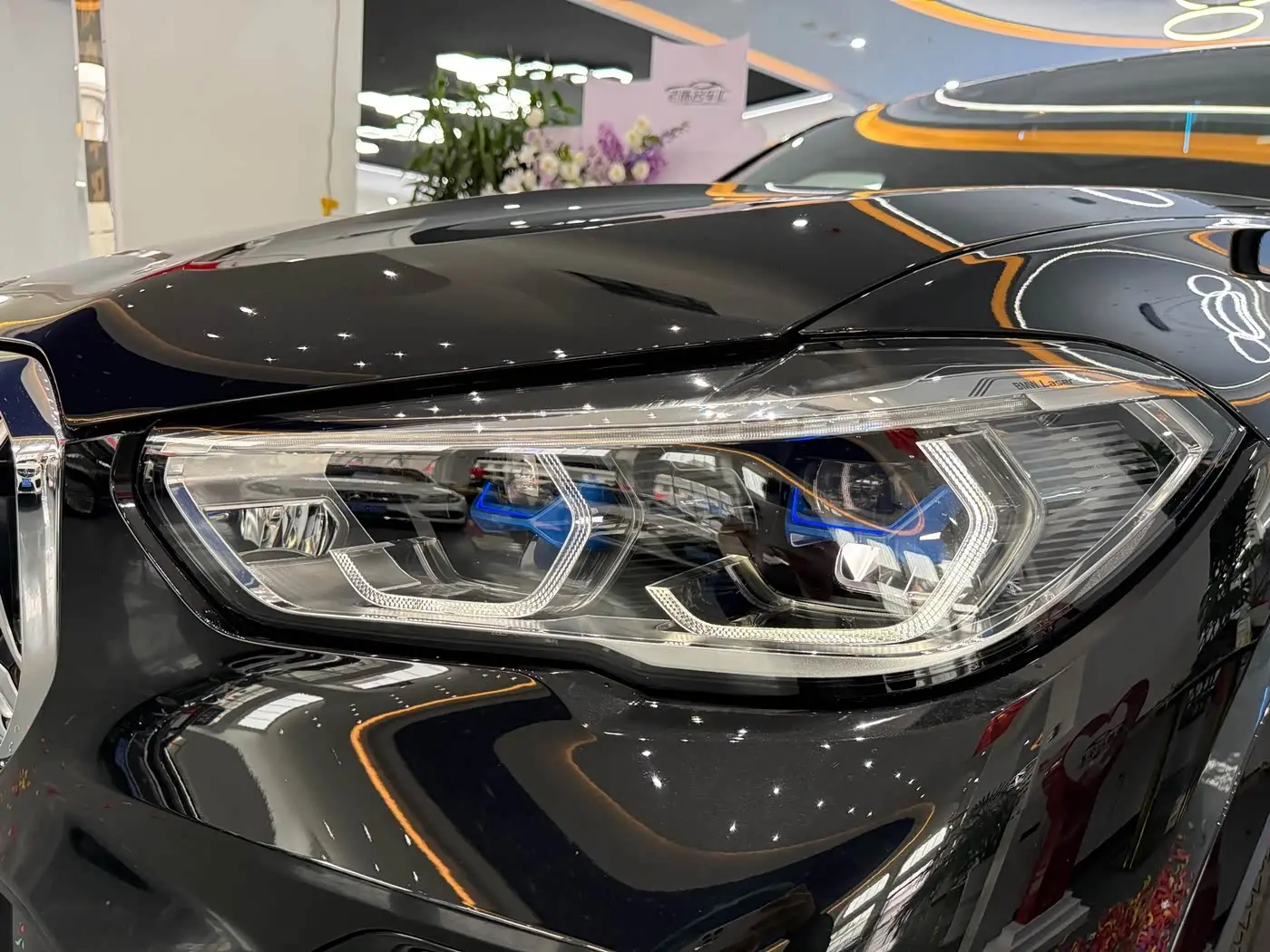 BMW X5 2022 — Photo 15/17