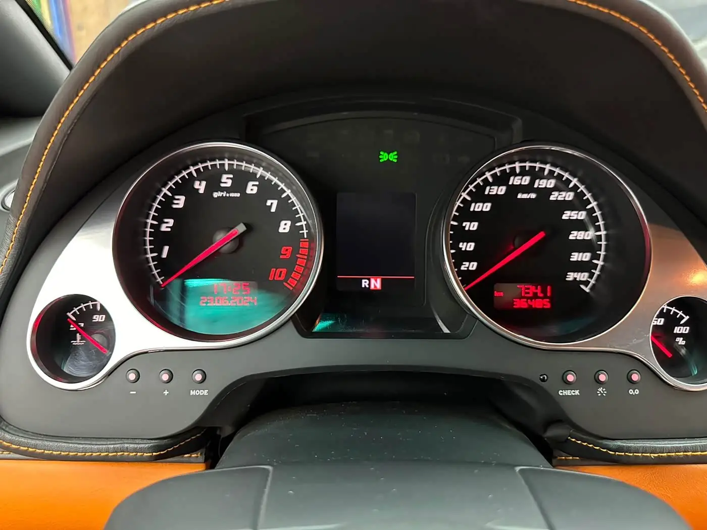 Lamborghini Gallardo 2011 — Şəkil 17/20