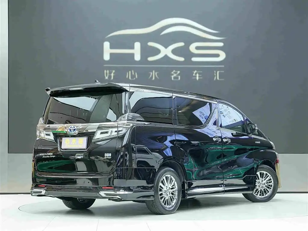 Toyota Vellfire 2020 — Photo 4/20