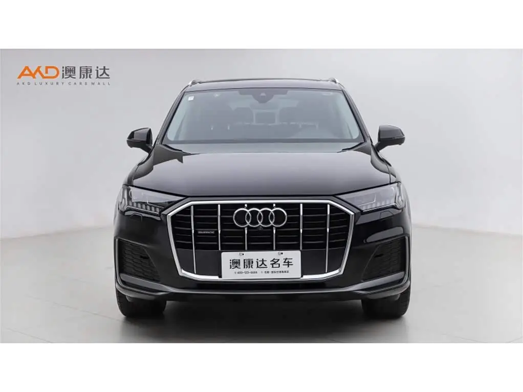 Audi Q7 2024 — Photo 2/11