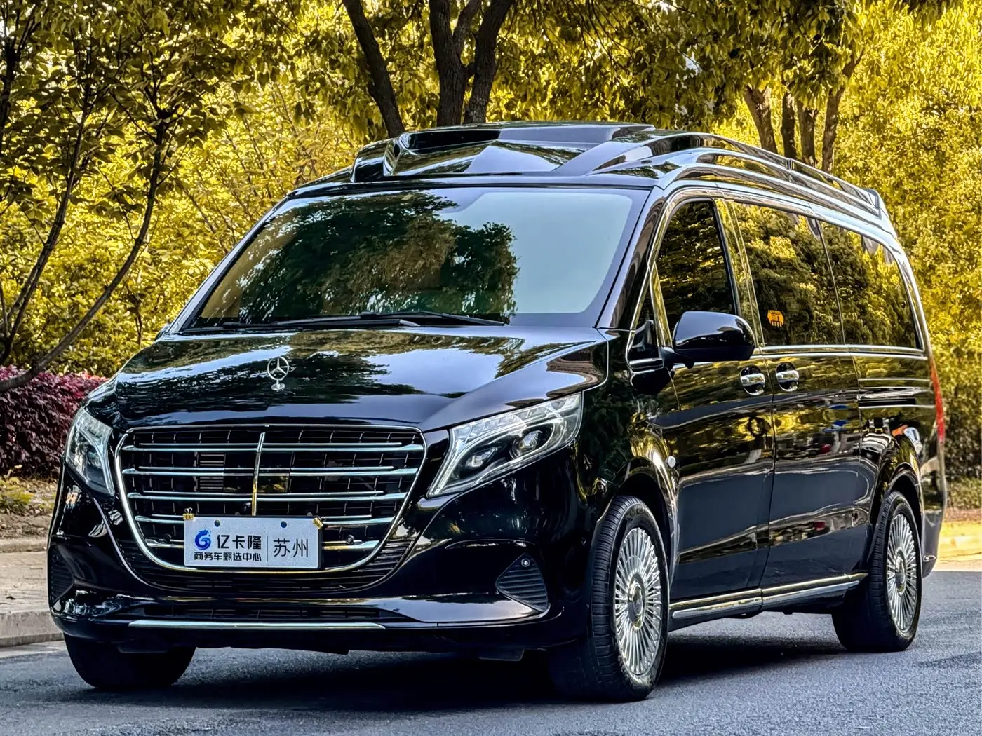 Mercedes-Benz Vito 2023 — Photo 1/20