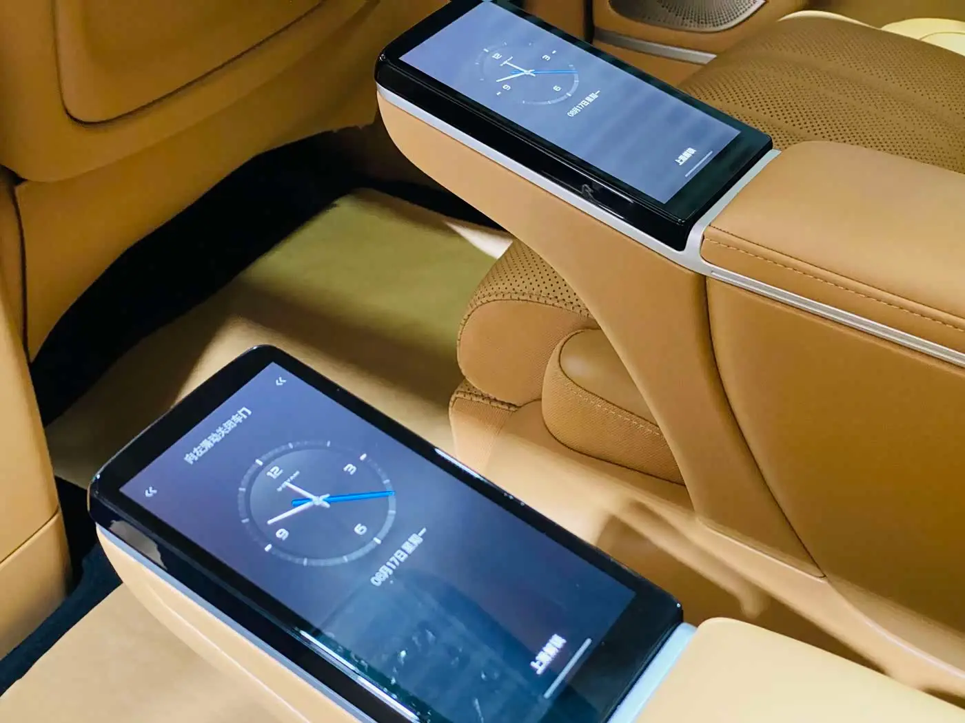 Voyah Auto Voyah Dreamer 2025 — Photo 12/20