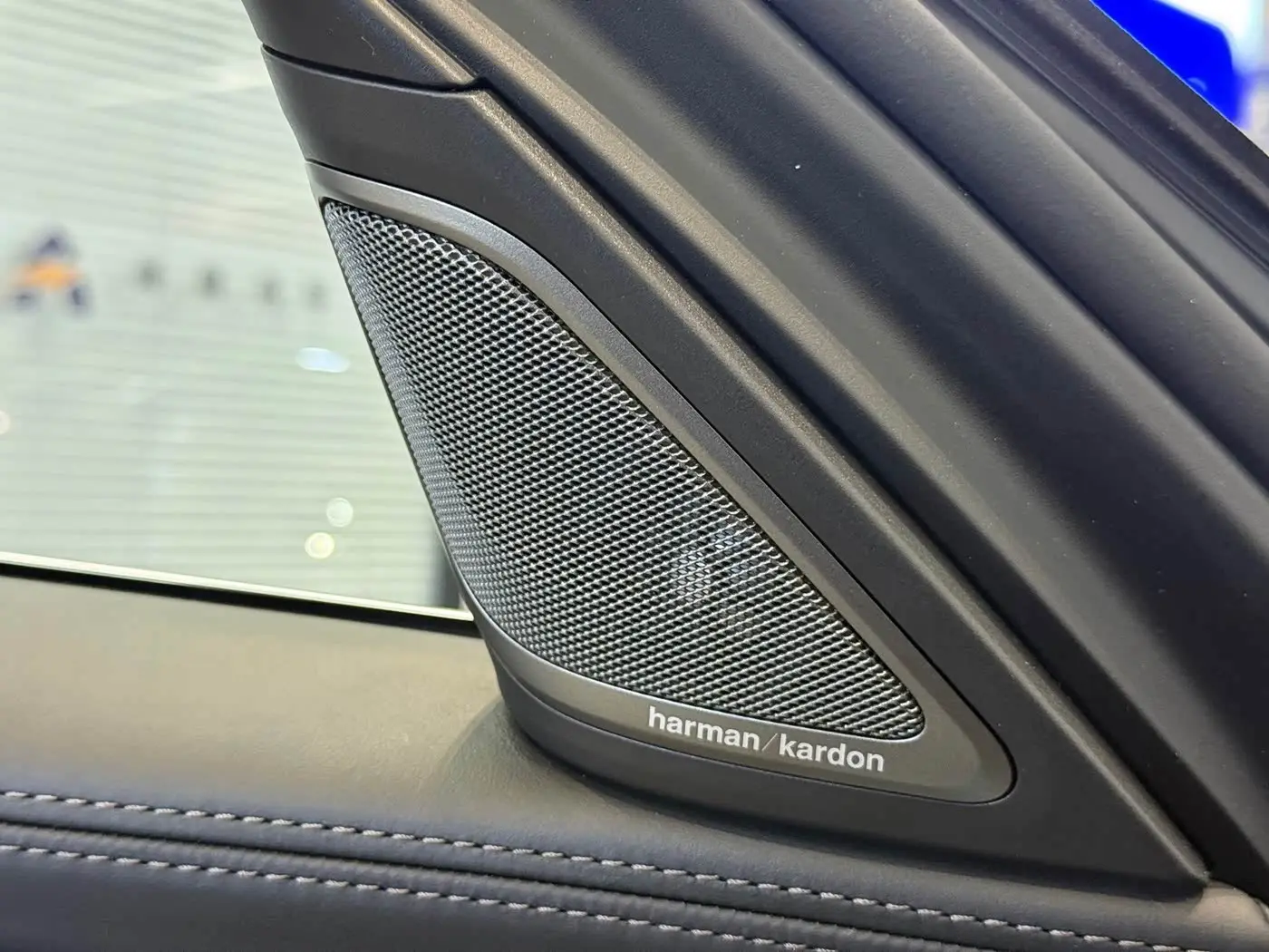 BMW 7 Series 2020 — Photo 13/18