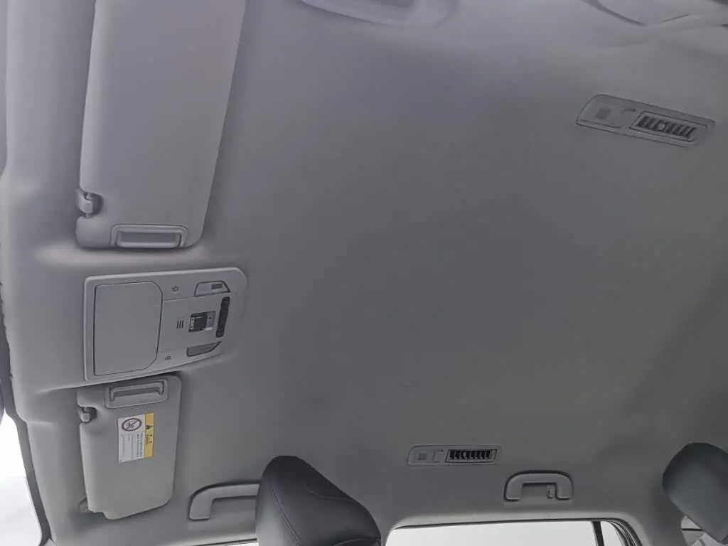Toyota Highlander 2022 — Şəkil 14/20