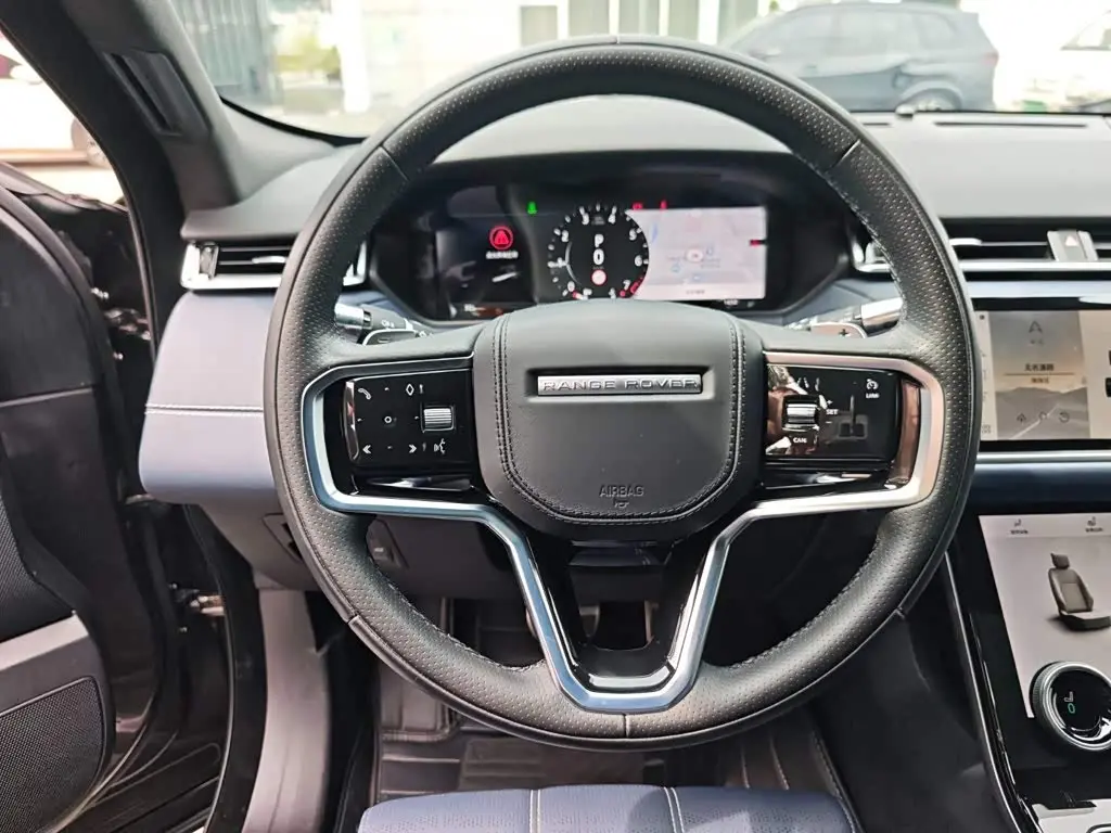 Land Rover Range Rover Velar 2023 — Şəkil 13/20