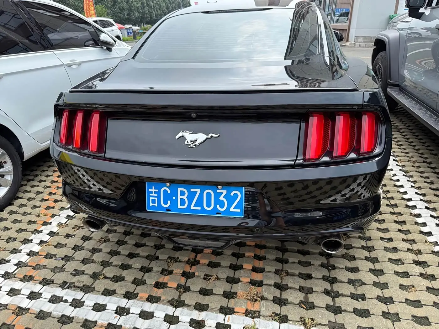 Ford Mustang 2017 — Şəkil 5/9