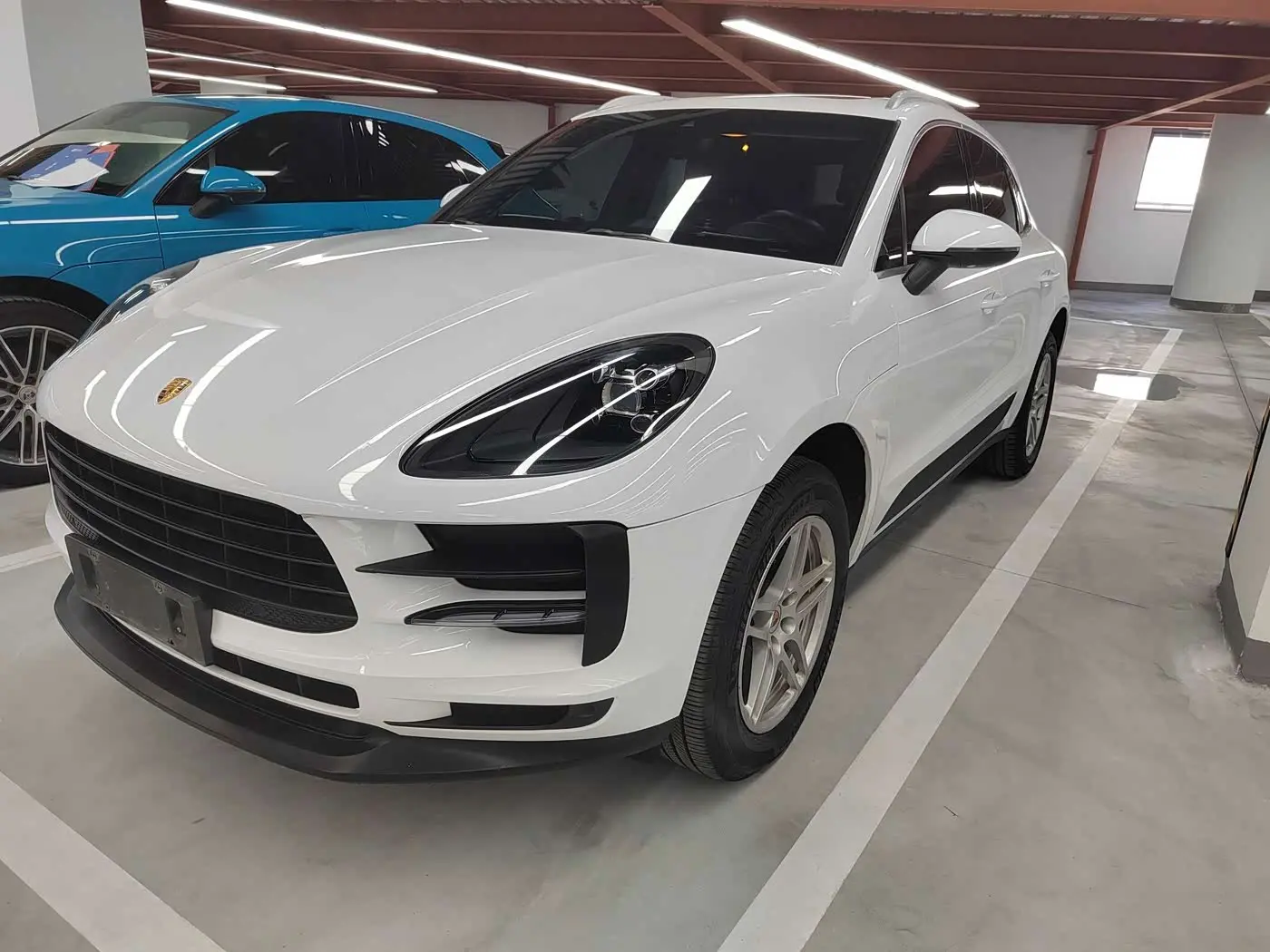 Porsche Macan 2020 — Photo 1/15