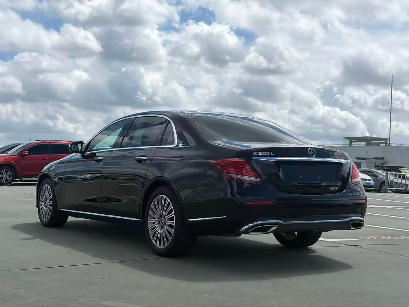 Mercedes-Benz E-Class 2019 — Фото 6/17