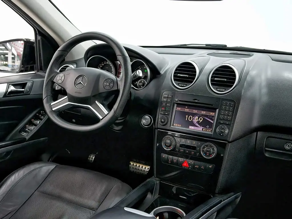 Mercedes-Benz M-Class AMG 2010 — Photo 10/16