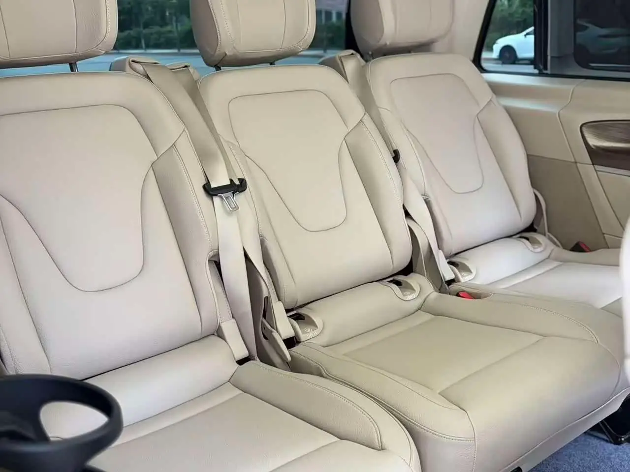 Mercedes-Benz V-Class 2022 — Şəkil 11/19