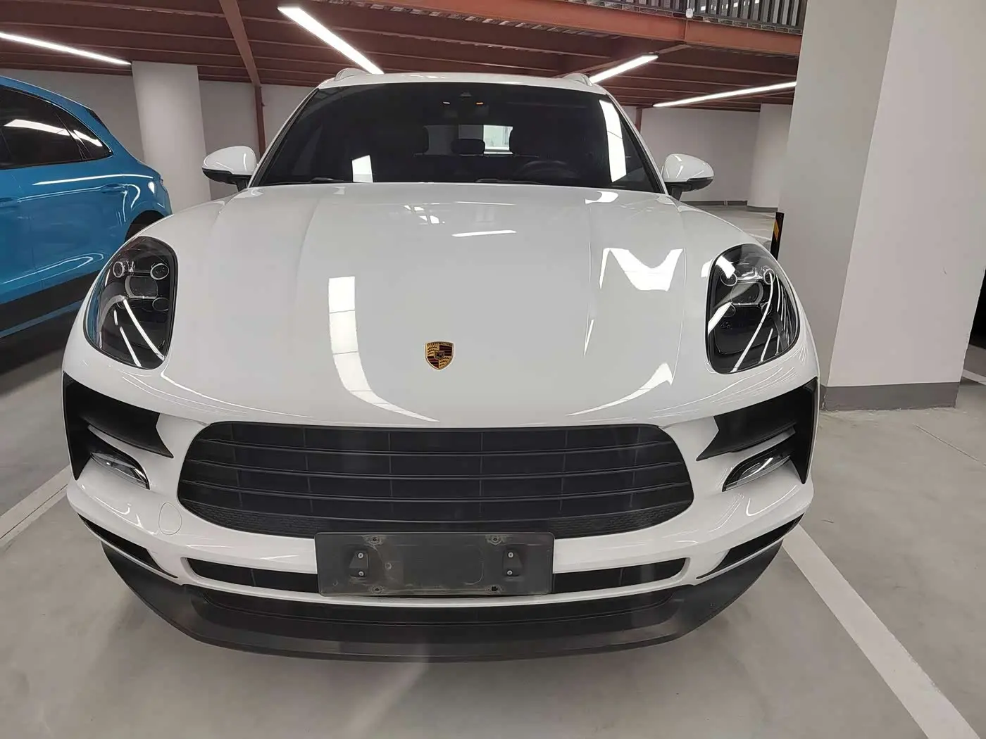 Porsche Macan 2020 — Photo 2/15