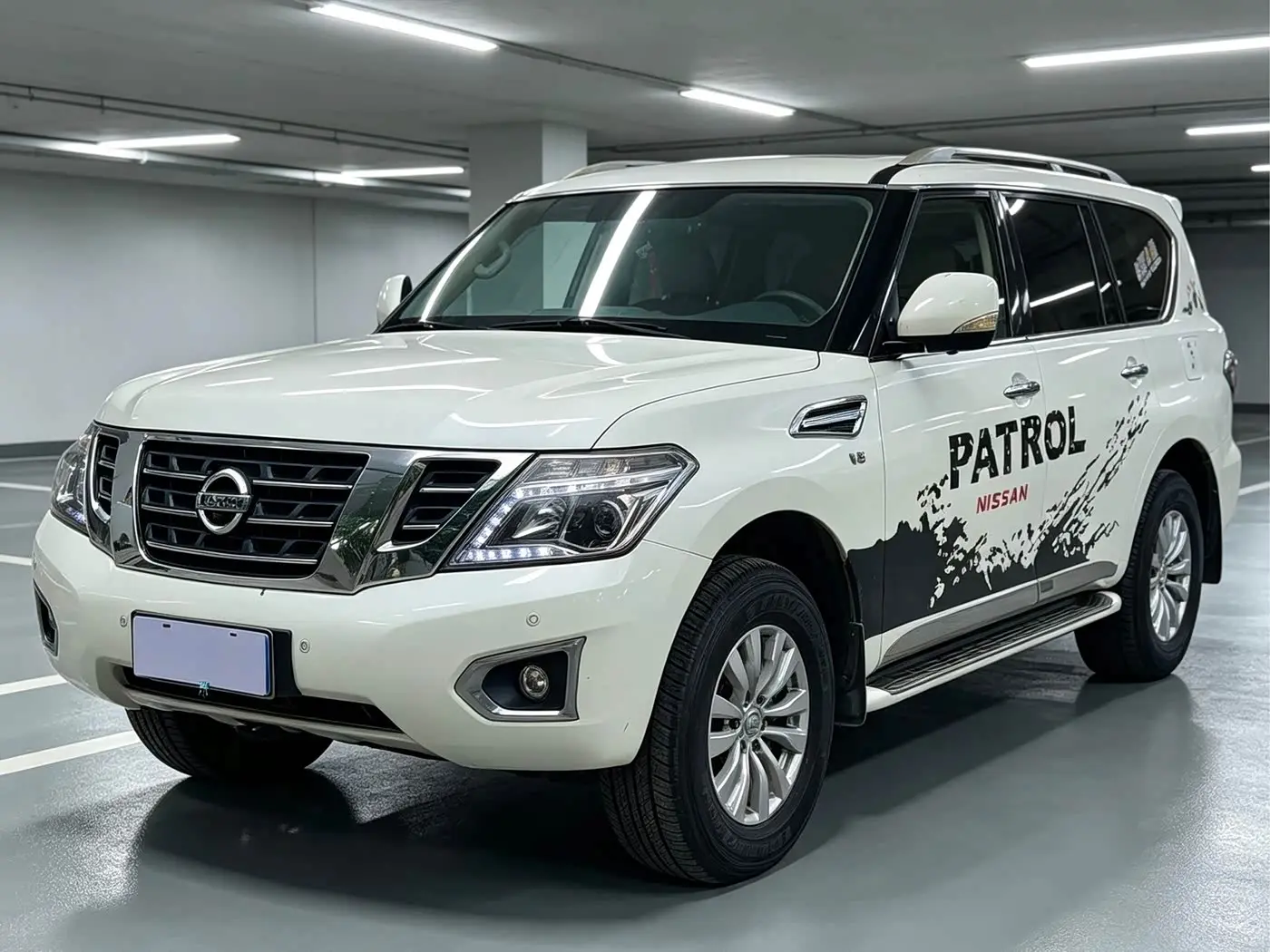 Nissan Patrol 2019 — Photo 1/9