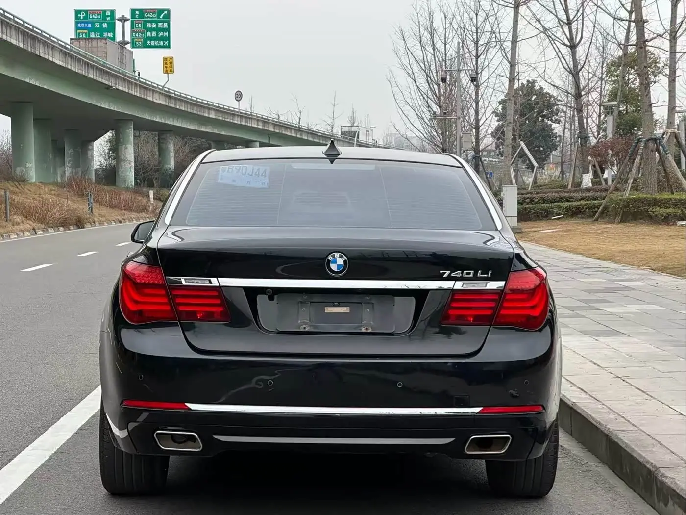 BMW 7 Series 2013 — Фото 5/17