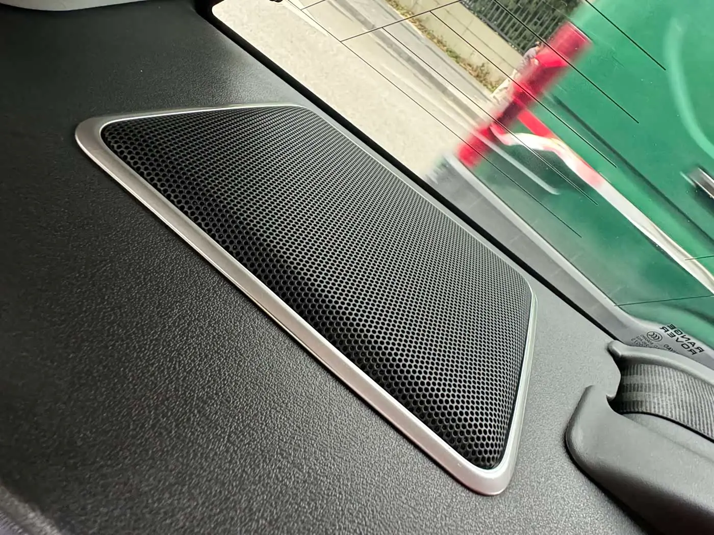 Land Rover Range Rover Sport 2018 — Photo 12/16