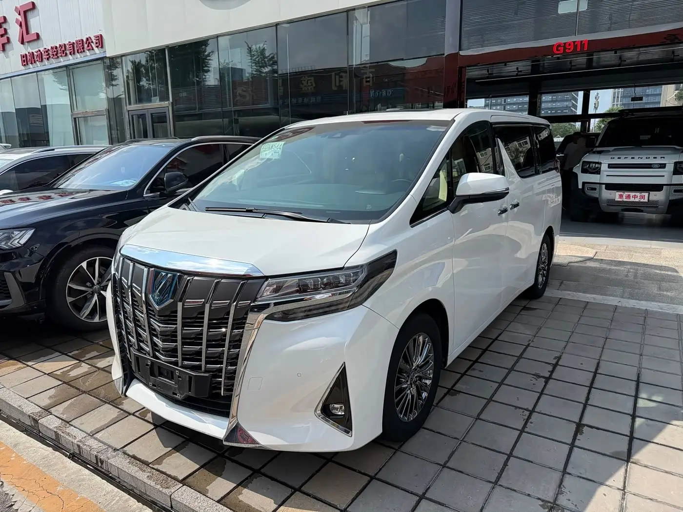 Toyota Alphard, 2021