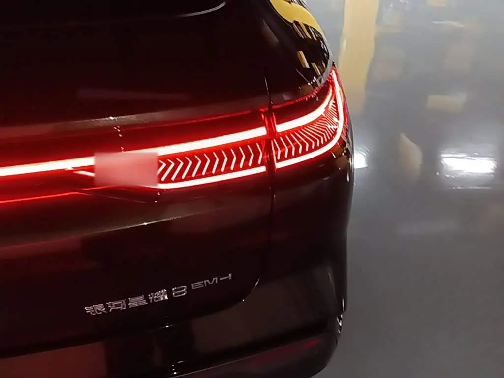 Geely Galaxy Galaxy Xingyao 8 2025 — Photo 8/20