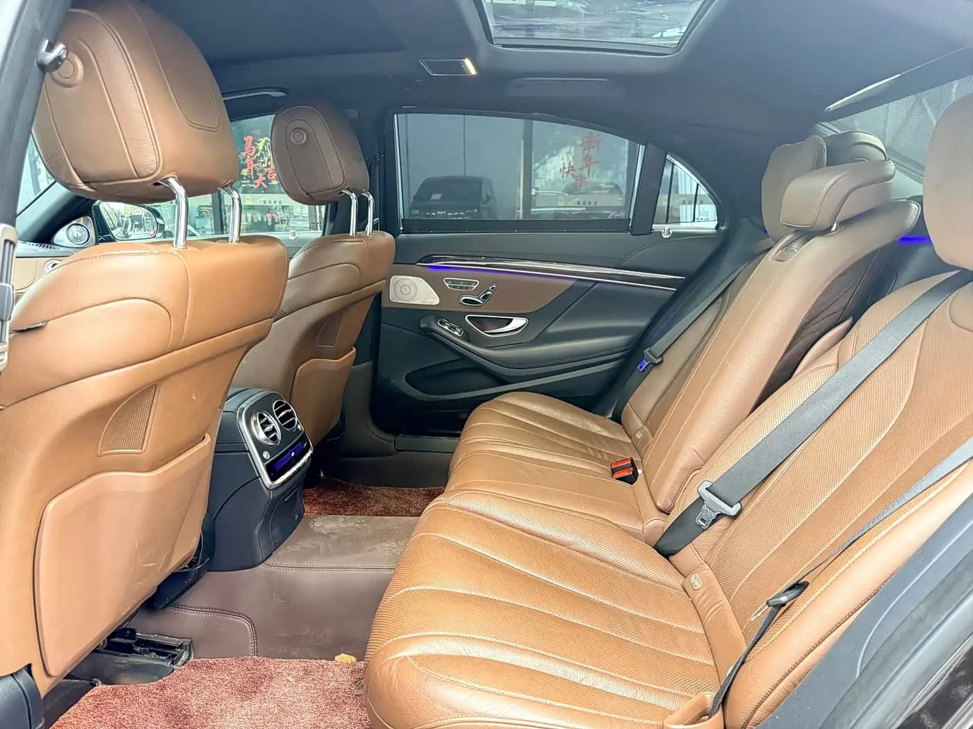 Mercedes-Benz S-Class 2018 — Photo 12/17