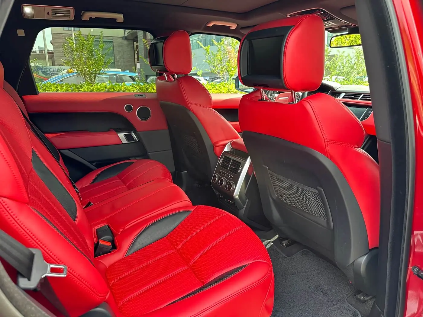 Land Rover Range Rover Sport 2014 — Photo 13/20