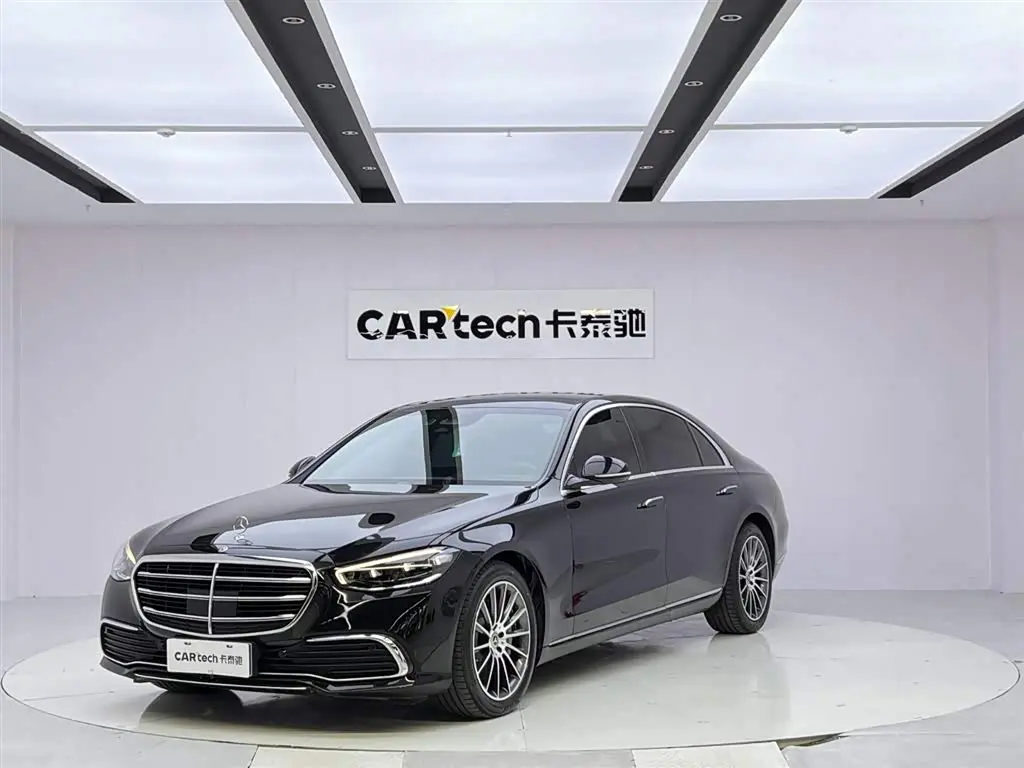 Mercedes-Benz S-Class 2023 — Photo 1/20