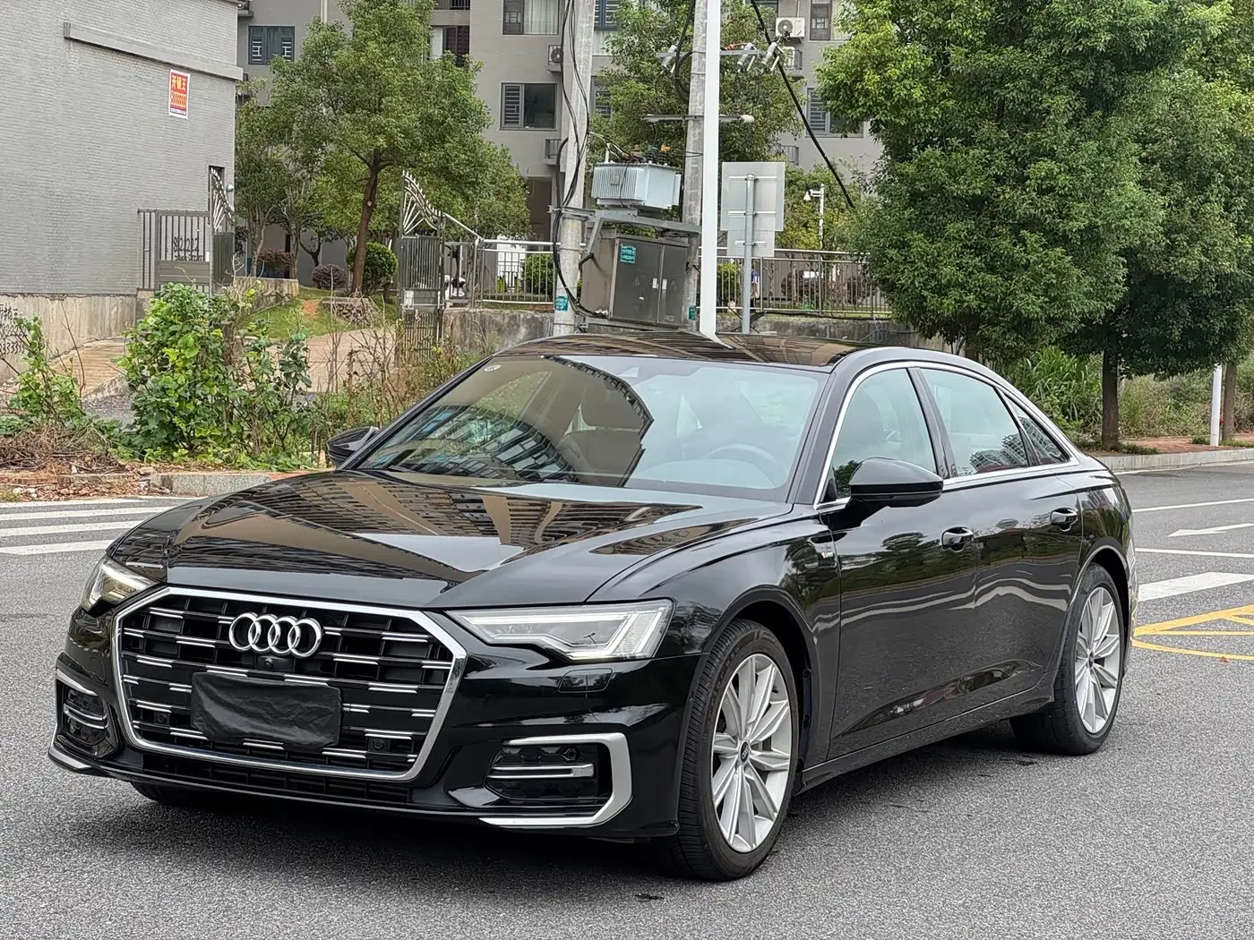 Audi A6L 2024 — Şəkil 1/16