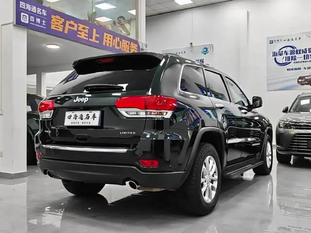 Jeep Grand Cherokee 2016 — Фото 5/13