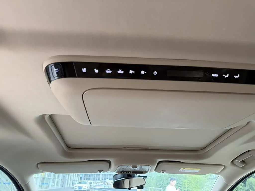 Buick GL8 New Energy 2025 — Şəkil 18/20