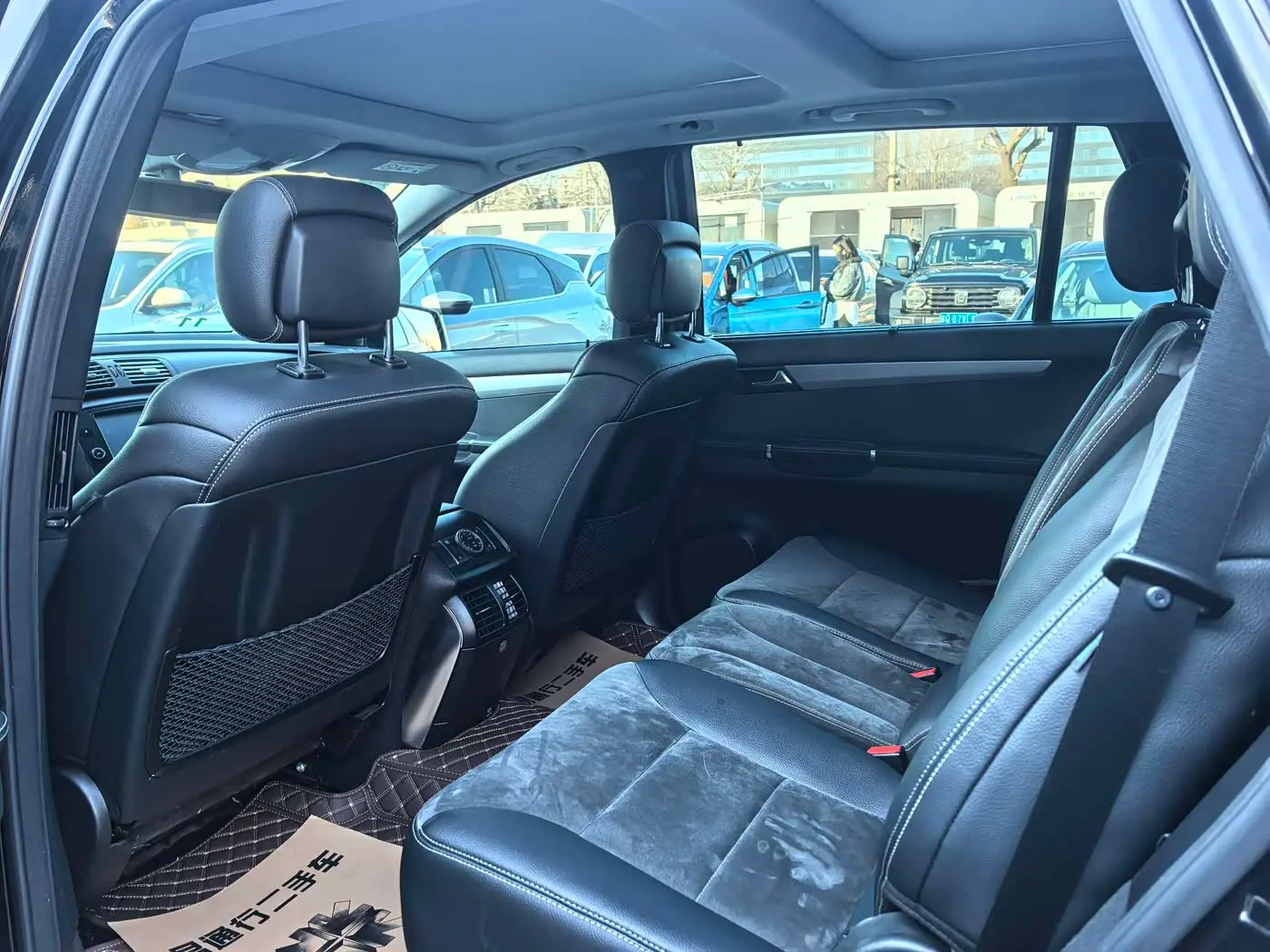 Mercedes-Benz R-Class 2015 — Şəkil 7/19
