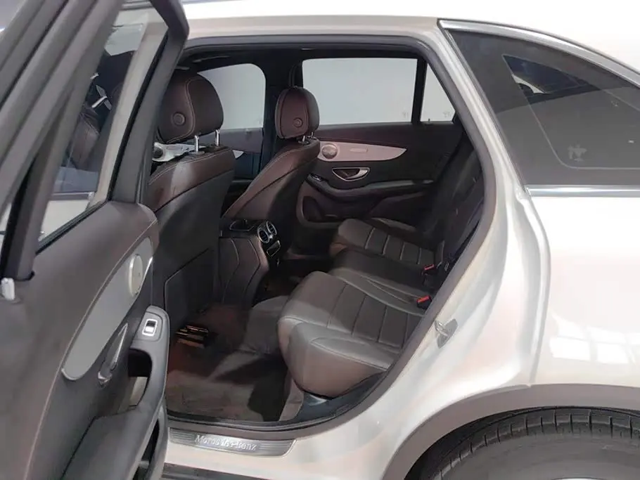 Mercedes-Benz GLC 2021 — Photo 11/16