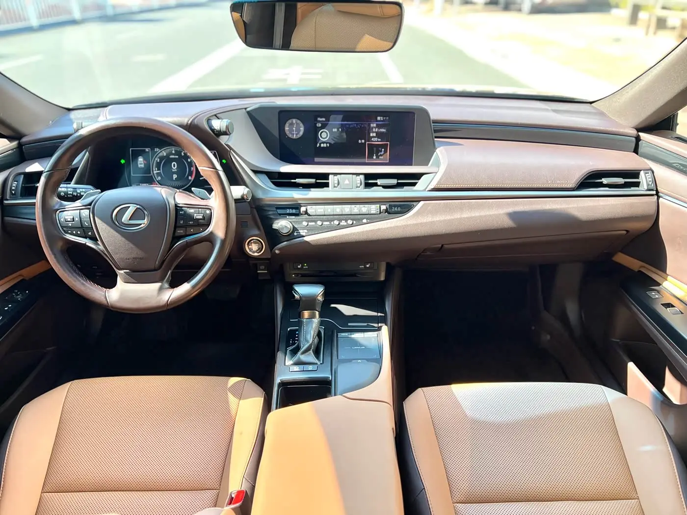 Lexus ES 2021 — Şəkil 7/12