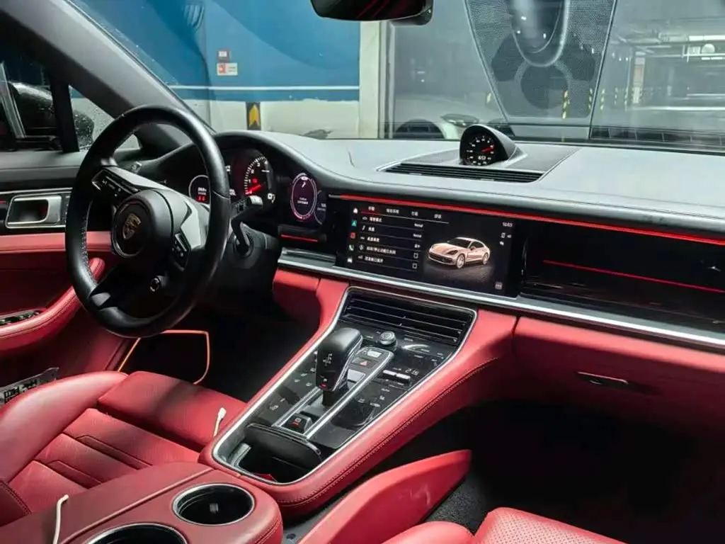 Porsche Panamera 2023 — Photo 3/3