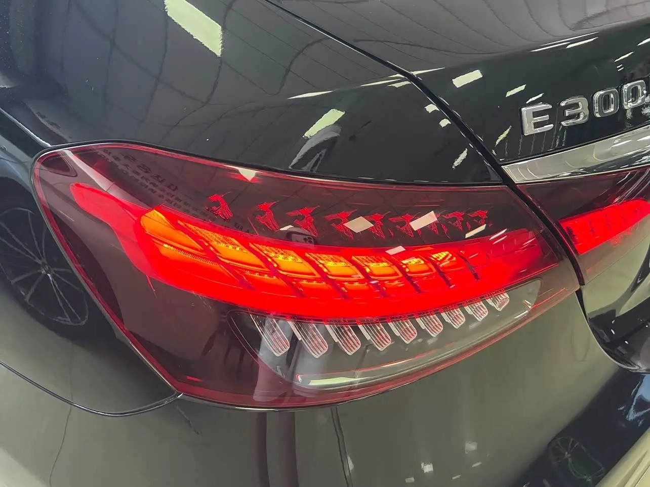 Mercedes-Benz E-Class 2022 — Şəkil 11/14