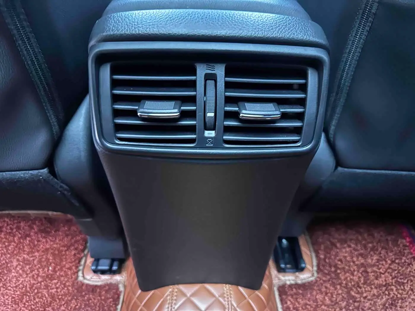 Nissan X-Trail 2023 — Photo 17/20